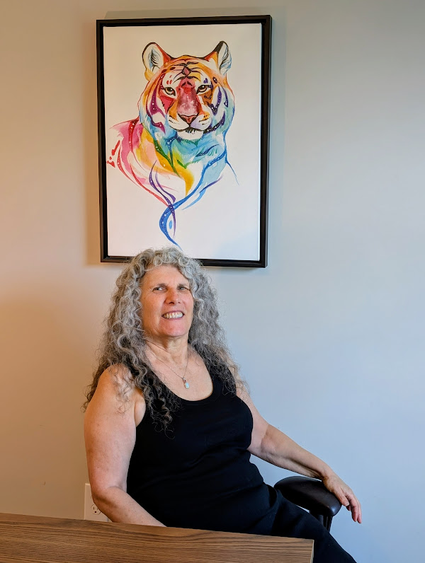 Pamela Cummins is a dream interpreter, psychic, and author to help you